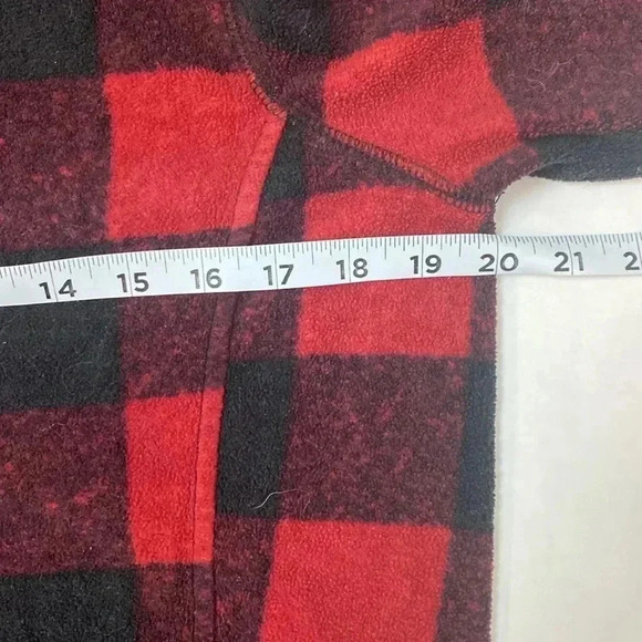 Warranted to be a Pendleton fleece Buffalo print quarter zip pullover - Picture 6 of 10